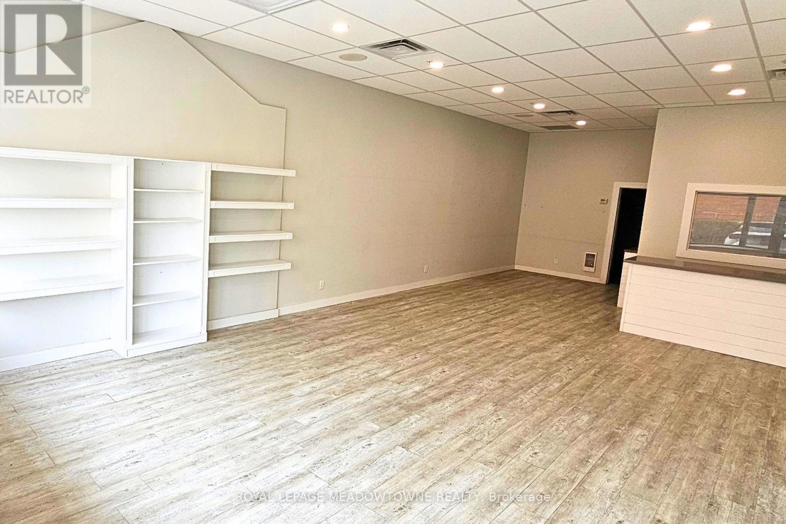 Am6 - 15 Martin Street, Milton, Ontario  L9T 2R1 - Photo 3 - W13738430