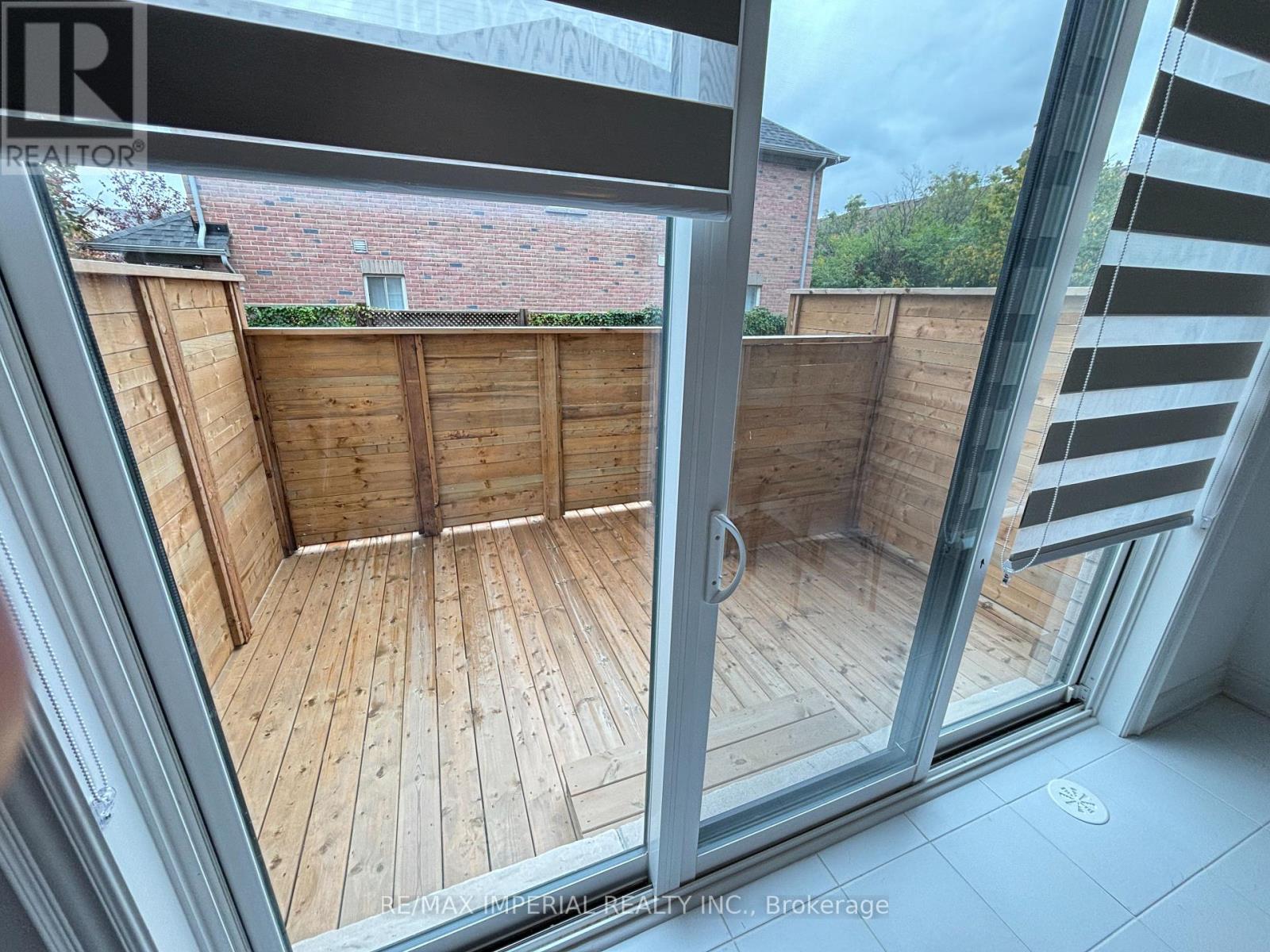 185 - 70 Lunar Crescent, Mississauga, Ontario  L5M 2R4 - Photo 11 - W13738484