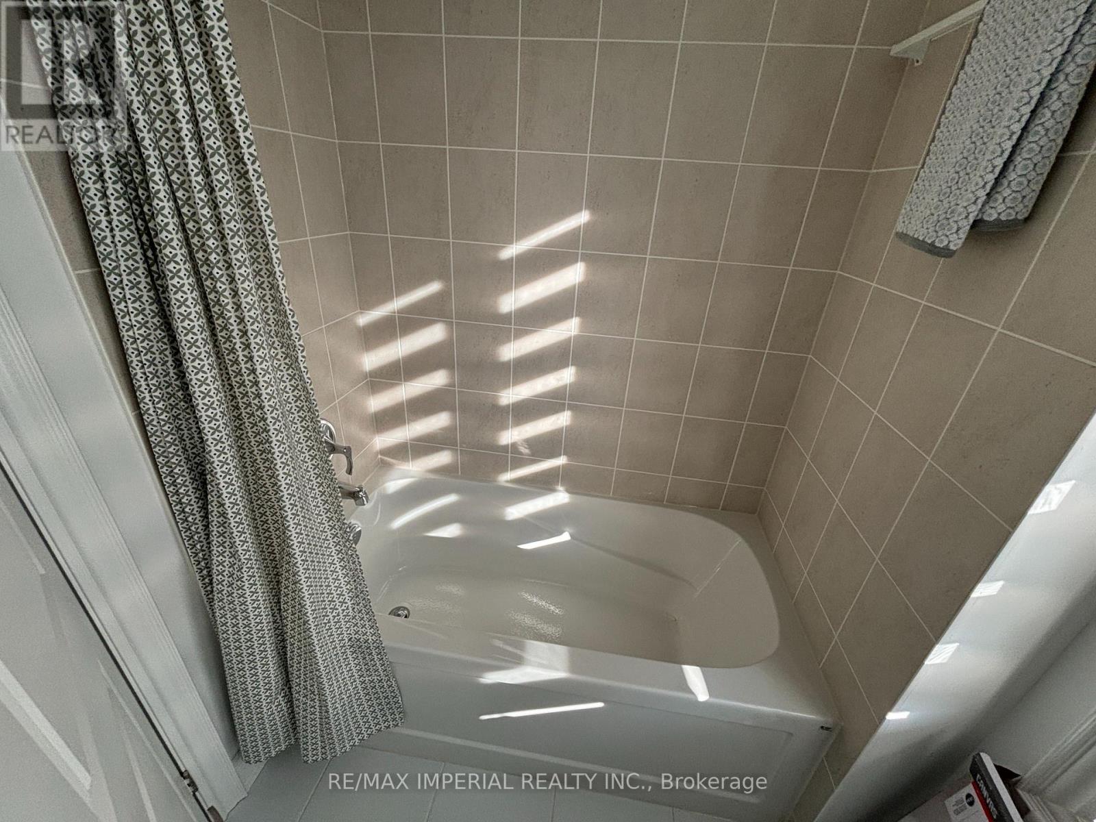 185 - 70 Lunar Crescent, Mississauga, Ontario  L5M 2R4 - Photo 23 - W13738484