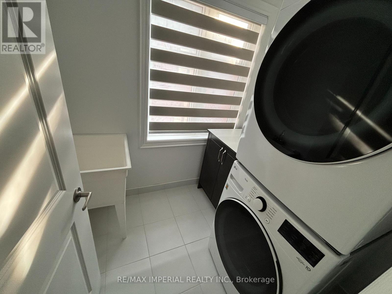 185 - 70 Lunar Crescent, Mississauga, Ontario  L5M 2R4 - Photo 24 - W13738484