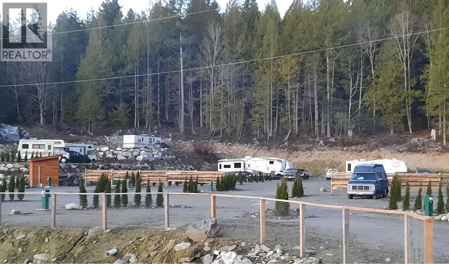 4460 Garden Bay Lake Road, Pender Harbour, British Columbia  V0N 1S0 - Photo 17 - C8081715
