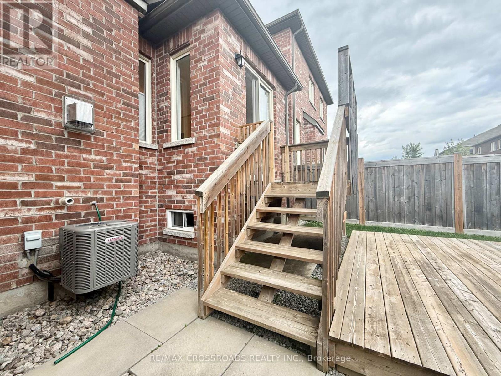 347 Luck Court, Newmarket, Ontario L3X 0J5 - Photo 30 - N13734264