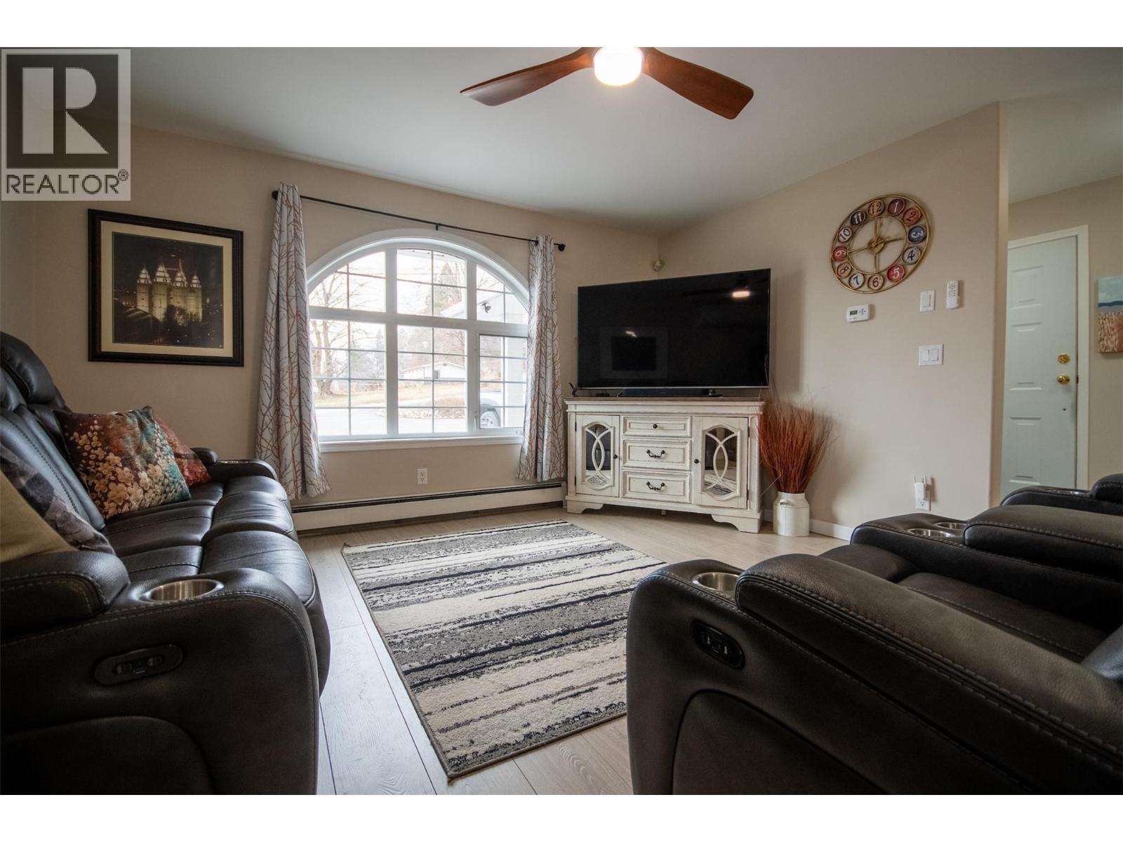 104 26th Avenue N, Erickson, British Columbia  V0B 1G1 - Photo 3 - 10374898