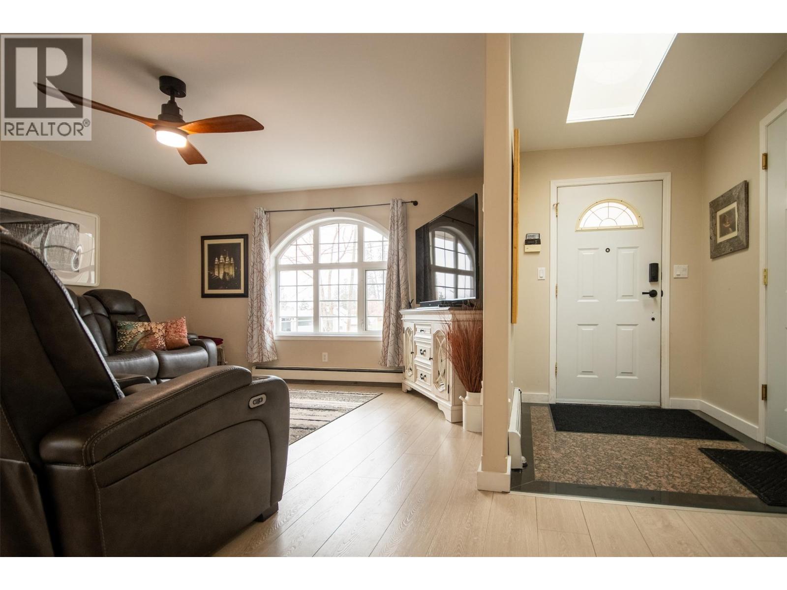 104 26th Avenue N, Erickson, British Columbia  V0B 1G1 - Photo 1 - 10374898