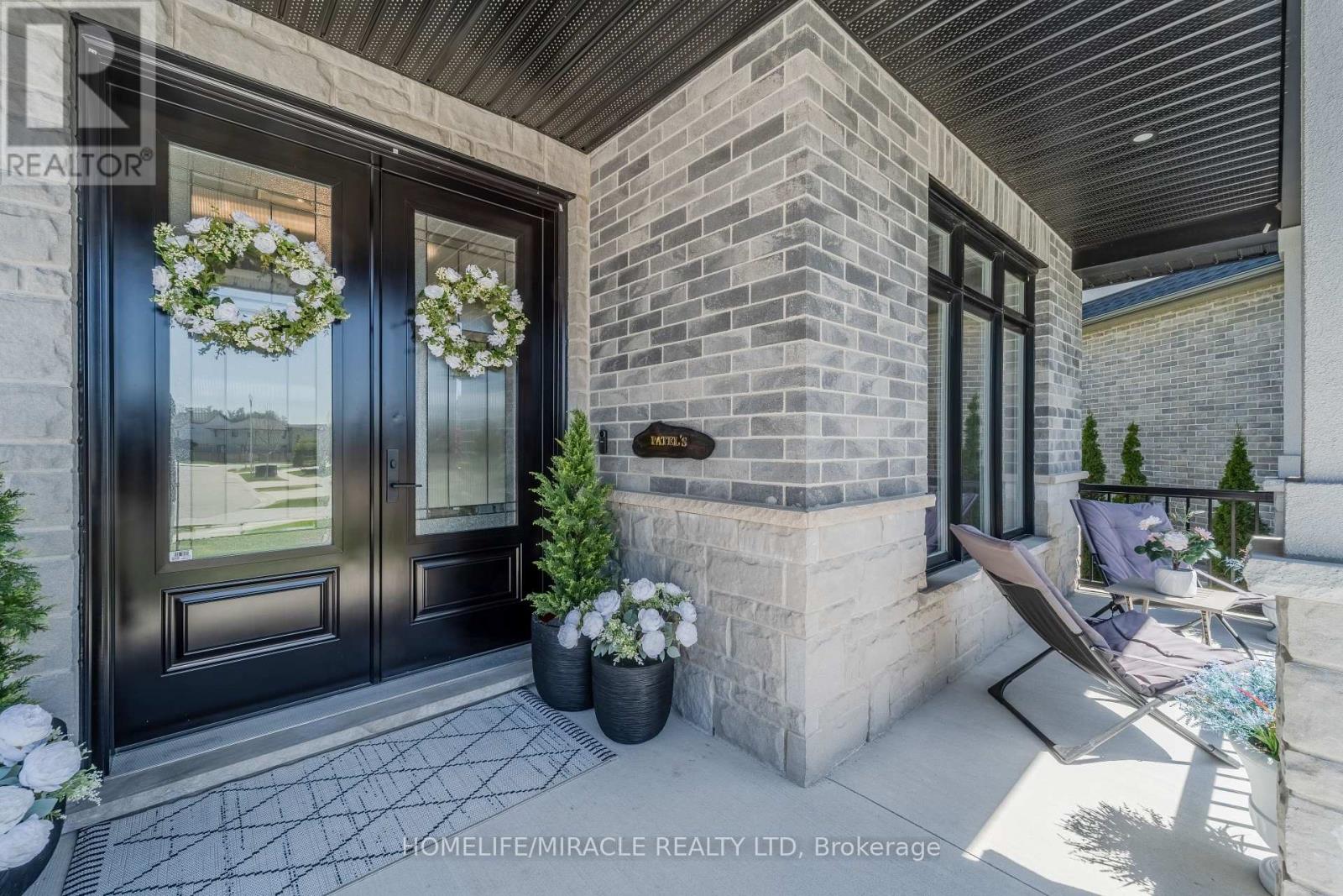 245 Tamarack Boulevard, Woodstock, Ontario  N4S 0E4 - Photo 4 - X13738392