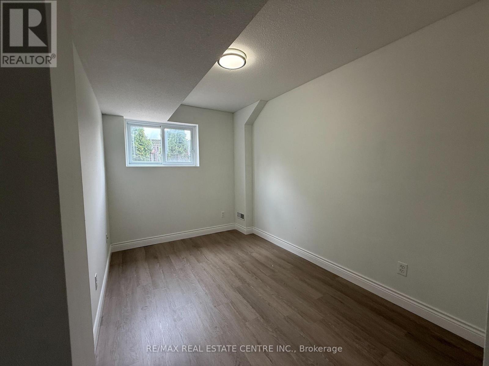 168 Copper Leaf Street, Kitchener, Ontario  N2E 3V9 - Photo 19 - X13738406
