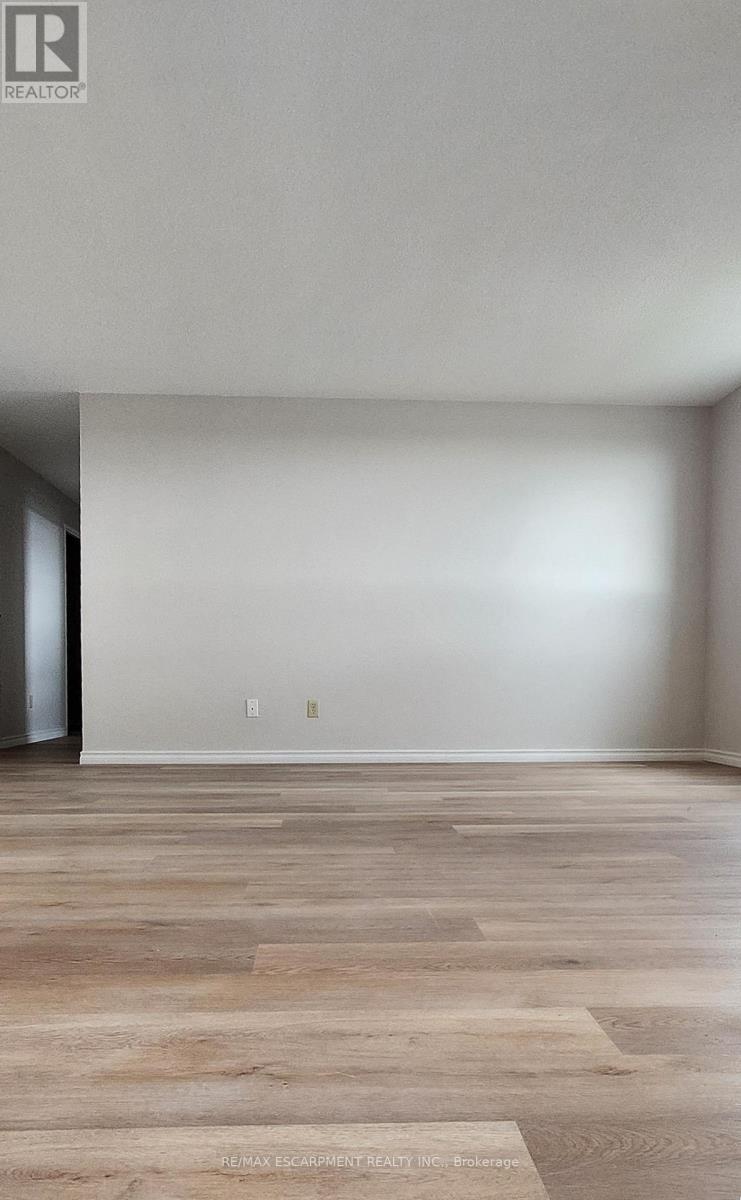 501 - 421 Fairview Drive, Brantford, Ontario  N3R 7M3 - Photo 10 - X13738420
