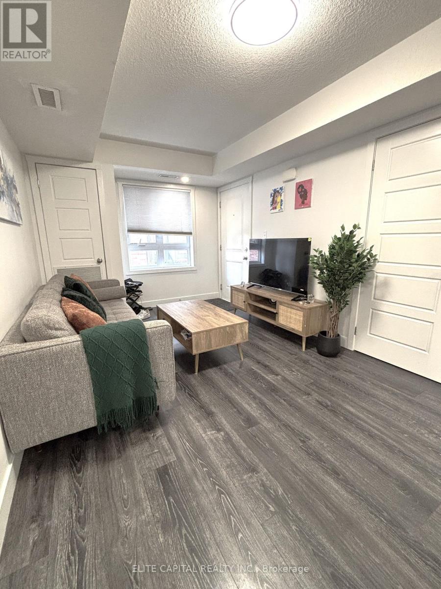 A6 - 361 Lancaster Street W, Kitchener, Ontario  N2H 0C1 - Photo 3 - X13738424