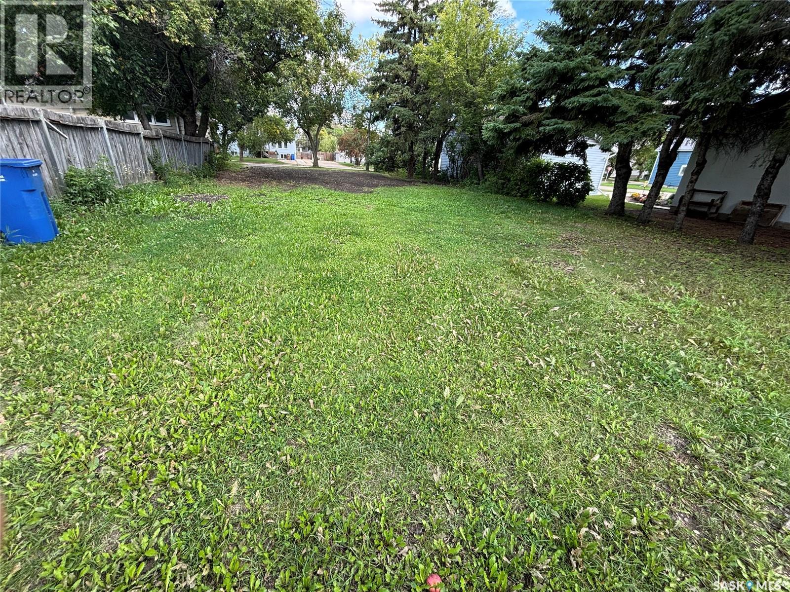 203 Bemister Avenue W, Melfort, Saskatchewan  S0E 1A0 - Photo 3 - SK047354