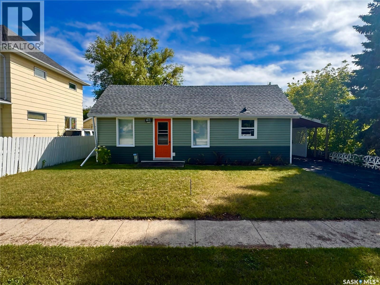 211 Valley STREET, Strasbourg, Saskatchewan