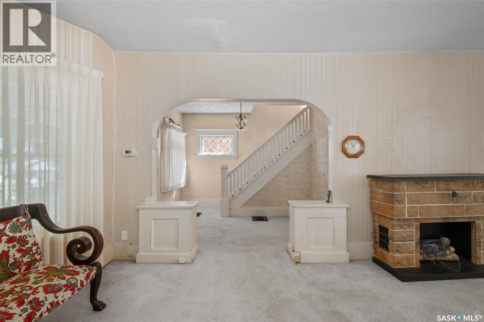 221 21st Street W, Prince Albert, Saskatchewan  S6V 4J1 - Photo 4 - SK047327