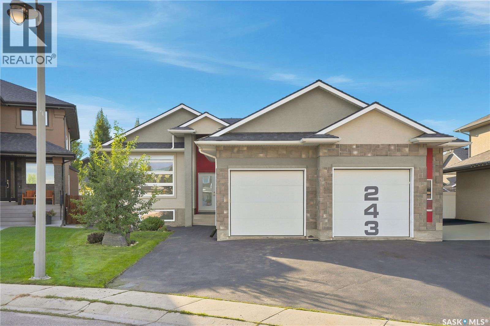 243 Teal TERRACE, Saskatoon, Saskatchewan