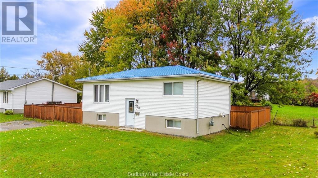 450 Mclean Street, Greater Sudbury, Ontario  P3A 1V5 - Photo 3 - 2130139