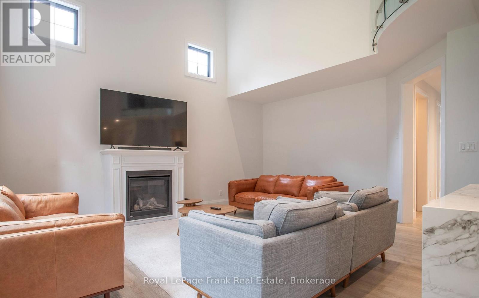 352 Northglen Boulevard, Clarington, Ontario  L1C 7E2 - Photo 10 - E13738606