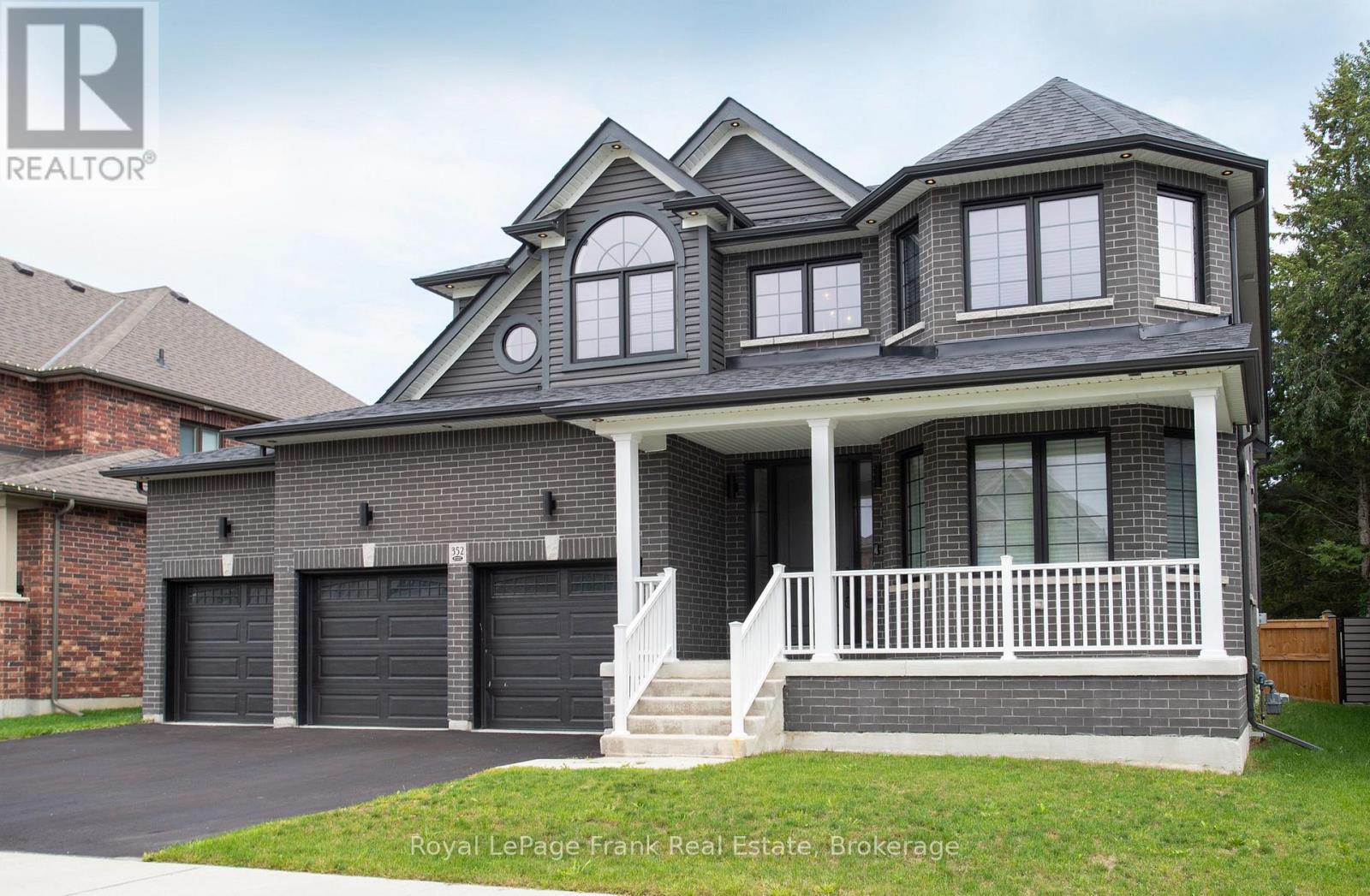 352 Northglen Boulevard, Clarington, Ontario  L1C 7E2 - Photo 3 - E13738606