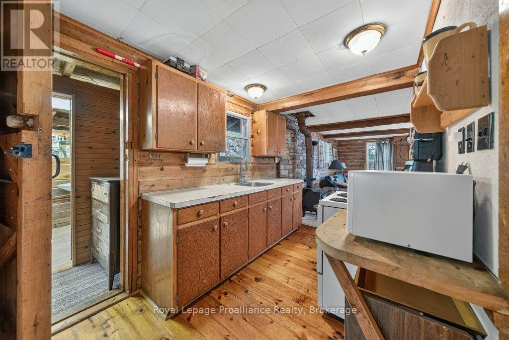 125 Mazinaw Lake Boat Access, Addington Highlands, Ontario  K0H 1K0 - Photo 12 - X13738644