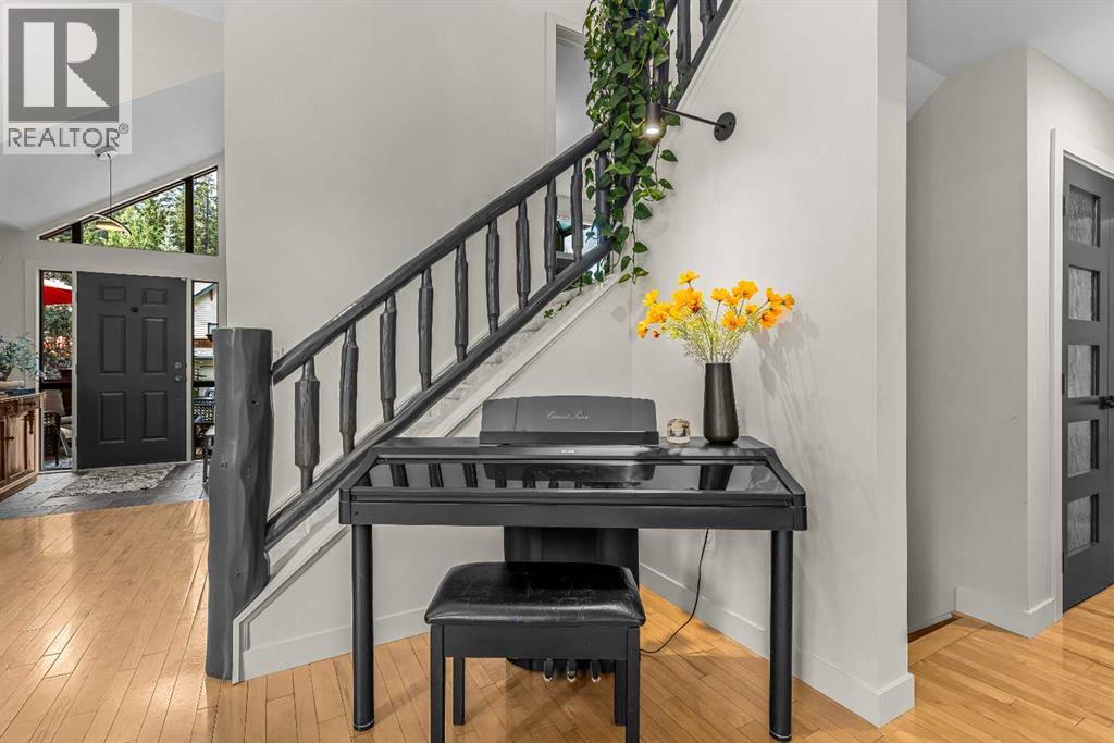 160 Carey, Canmore, Alberta  T1W 2R4 - Photo 3 - A2341854