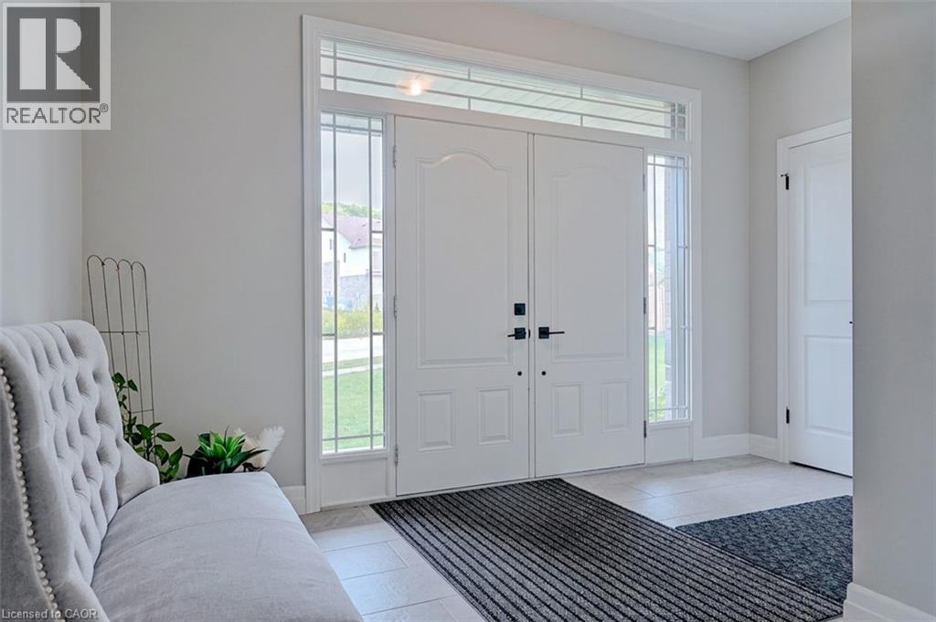 249 Ladyslipper Drive, Waterloo, Ontario N2V 0H5 - Photo 2 - 40858691
