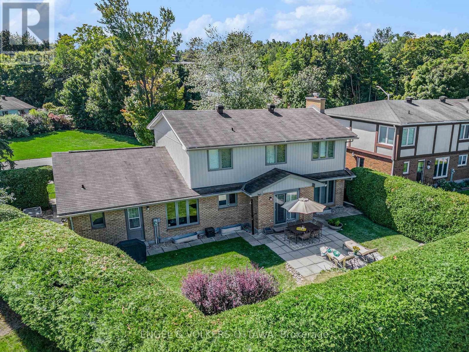 1941 Naskapi Drive, Ottawa, Ontario K1J 8L4 - Photo 3 - X13738624