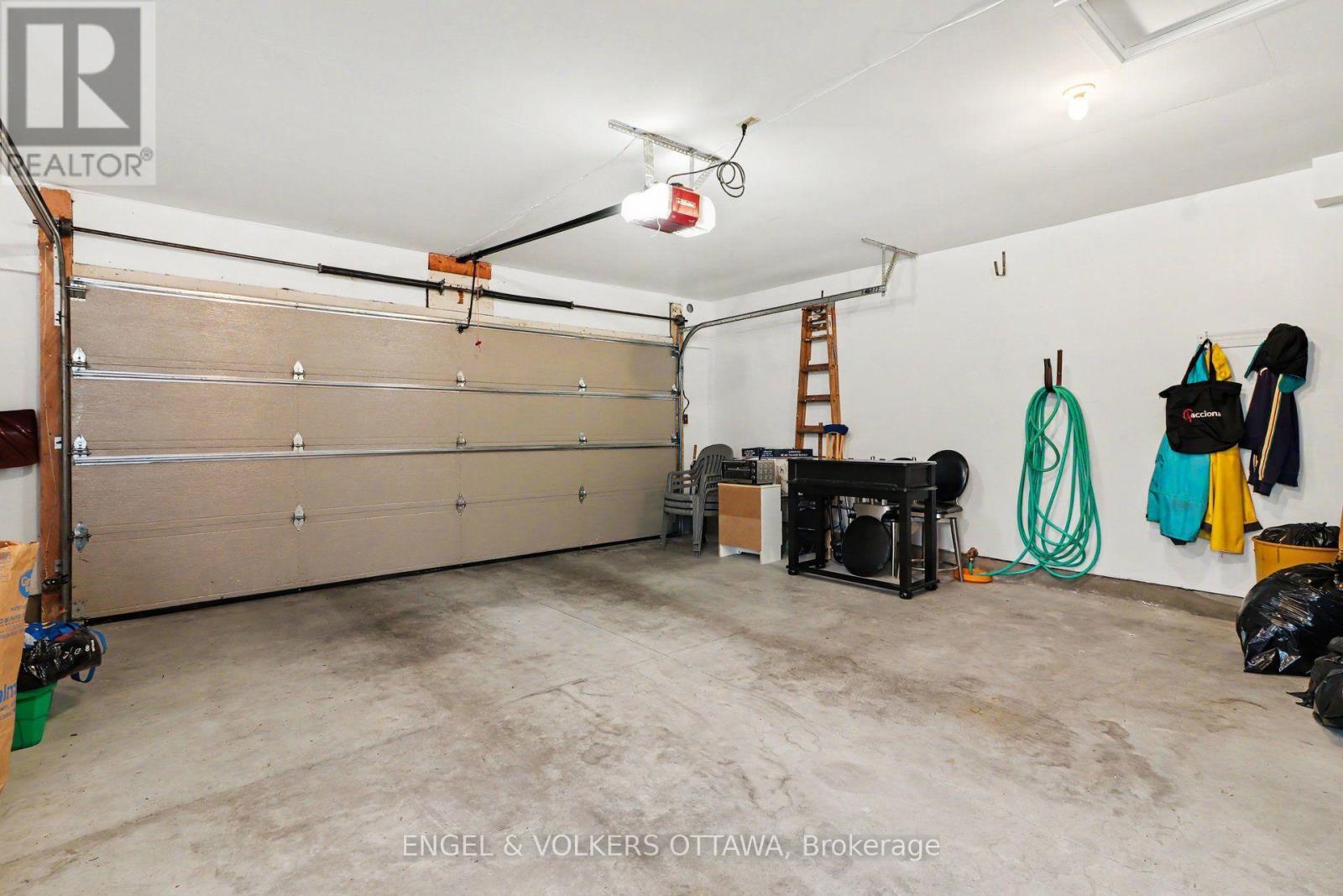 1941 Naskapi Drive, Ottawa, Ontario K1J 8L4 - Photo 33 - X13738624