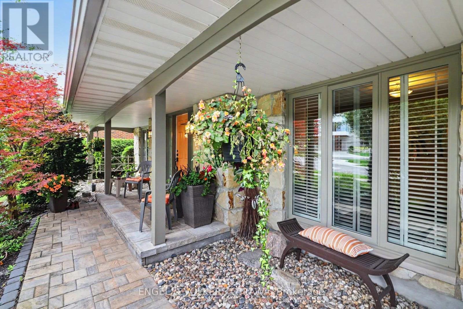 1941 Naskapi Drive, Ottawa, Ontario K1J 8L4 - Photo 6 - X13738624
