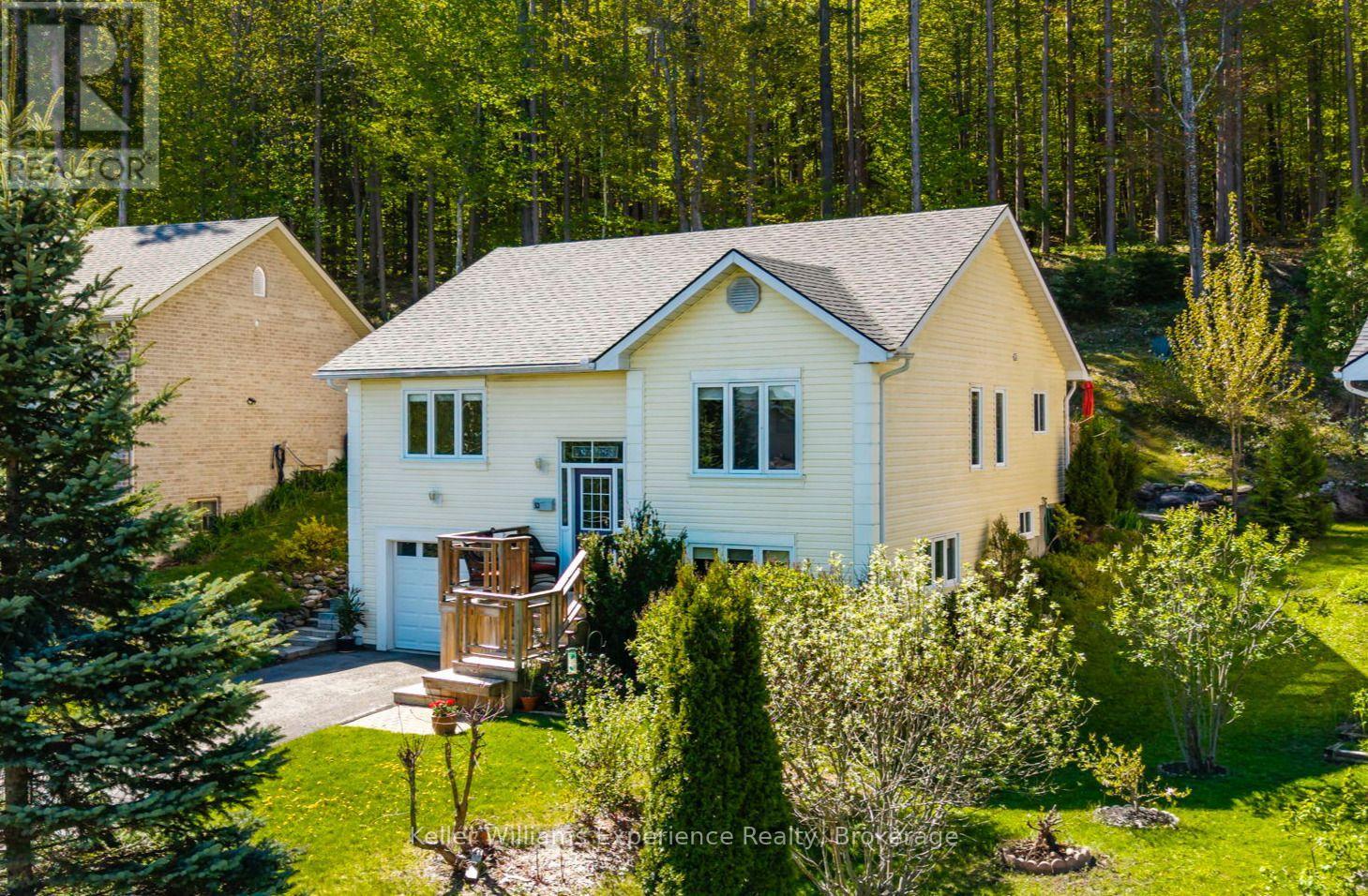 53 Therrien Court, Penetanguishene, Ontario  L9M 1P6 - Photo 1 - S13702368