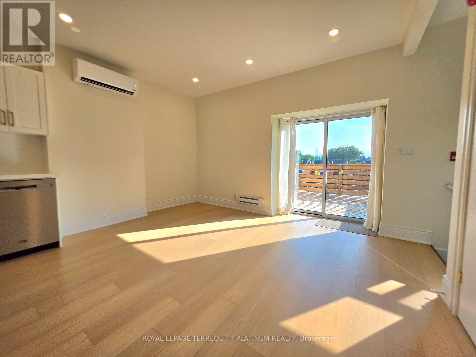 6 - 11 Beaconsfield Avenue, Toronto, Ontario  M6J 3J1 - Photo 2 - C13738516