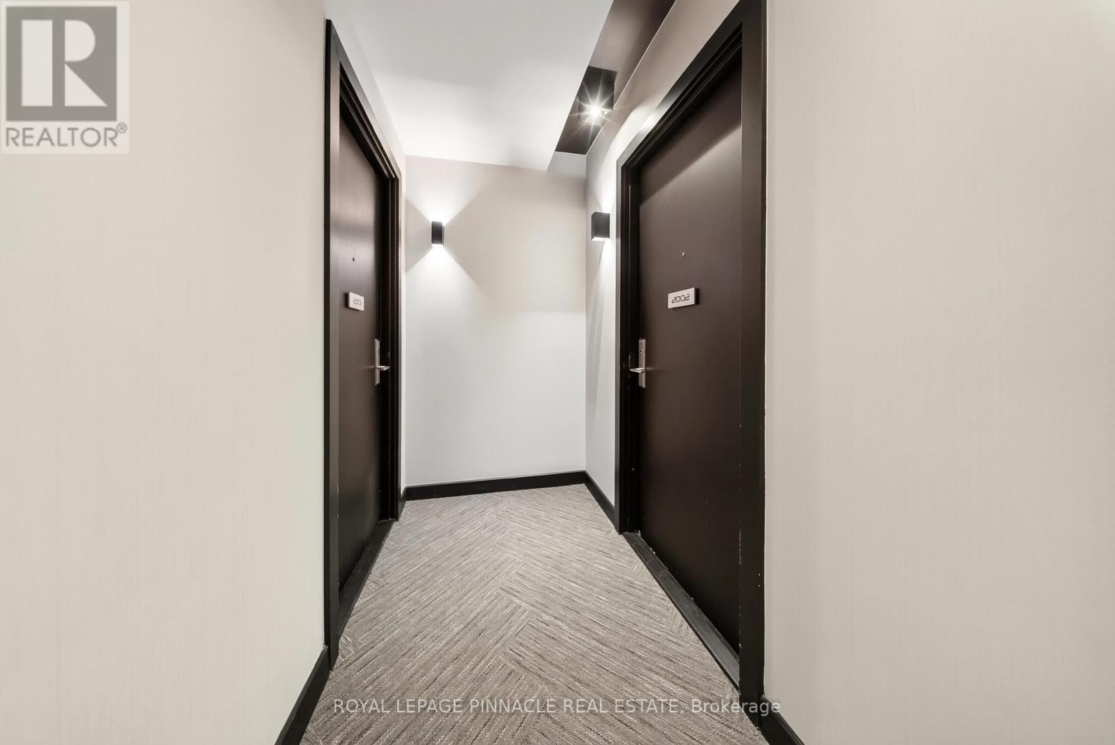 2002 - 8 Eglinton Avenue E, Toronto, Ontario  M4P 0C1 - Photo 10 - C13738562