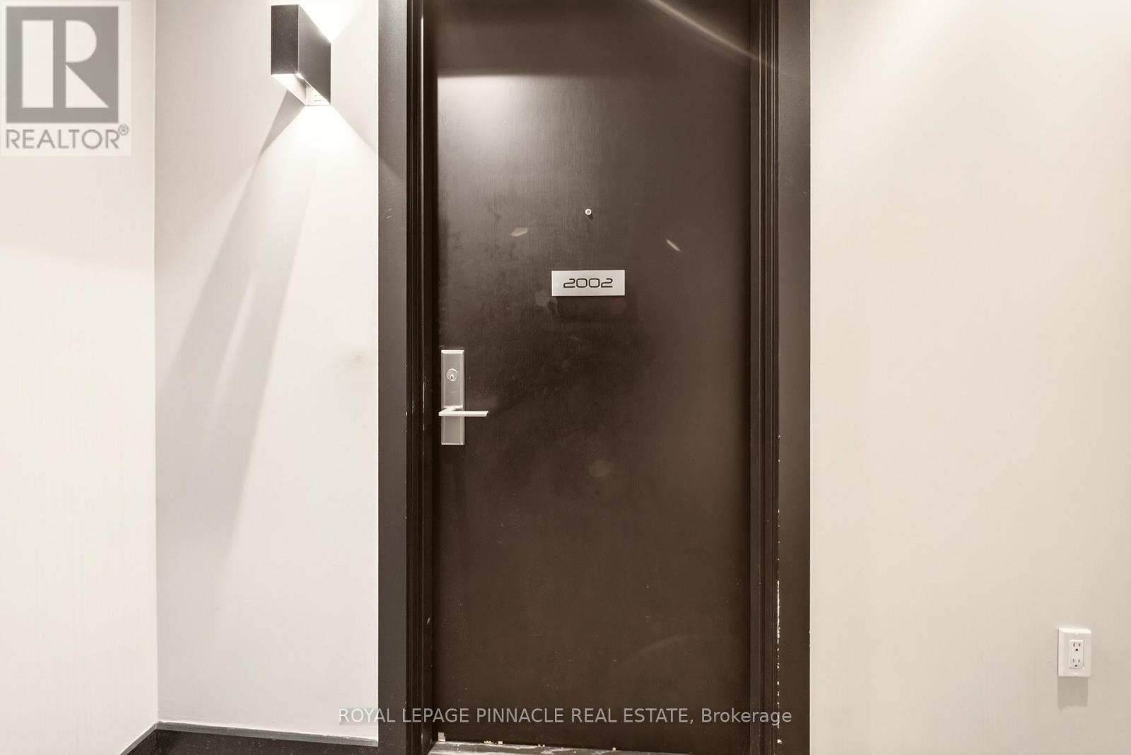 2002 - 8 Eglinton Avenue E, Toronto, Ontario  M4P 0C1 - Photo 11 - C13738562