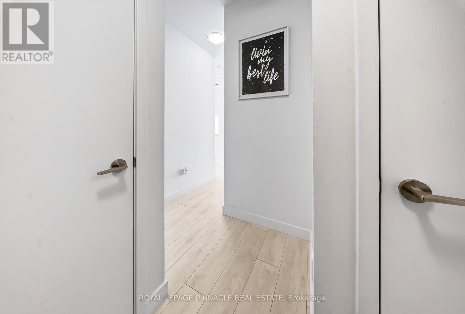 2002 - 8 Eglinton Avenue E, Toronto, Ontario  M4P 0C1 - Photo 16 - C13738562