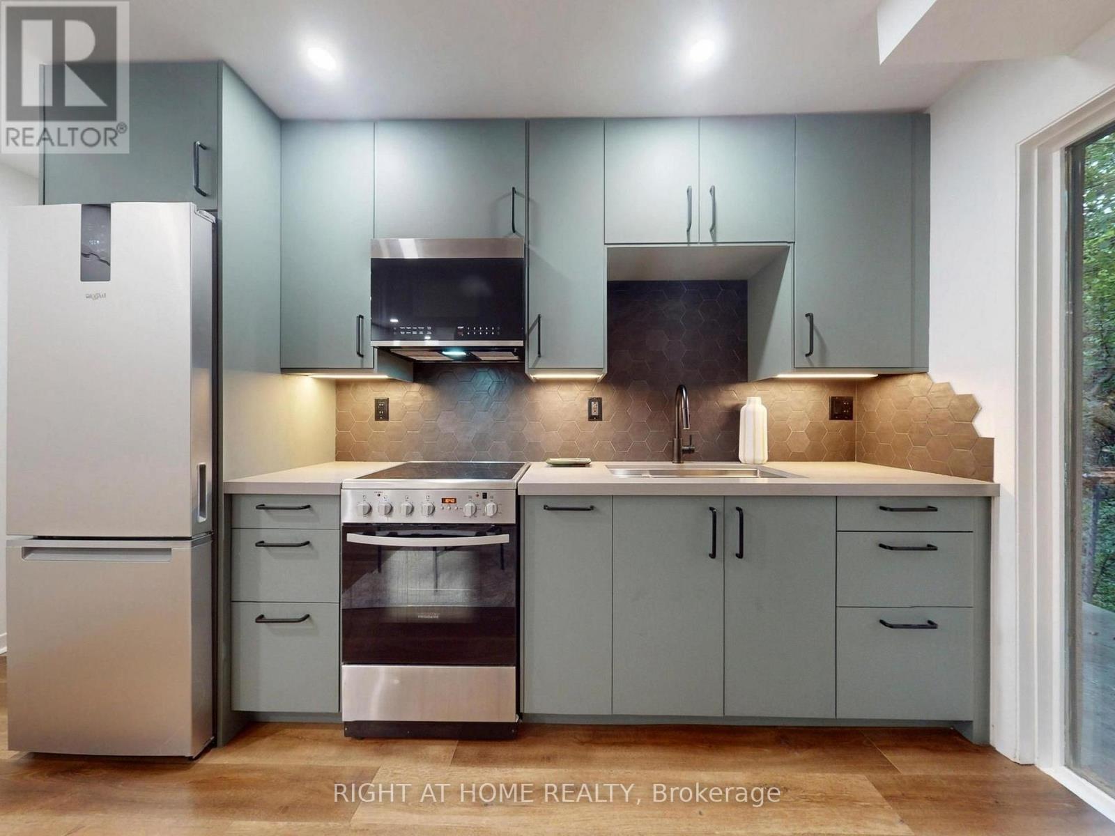 386 Rosewell Avenue, Toronto, Ontario  M4R 2B4 - Photo 28 - C13738608