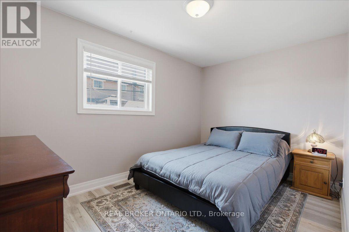 1331 Tatra Drive, Pickering, Ontario  L1W 1K5 - Photo 10 - E13738544