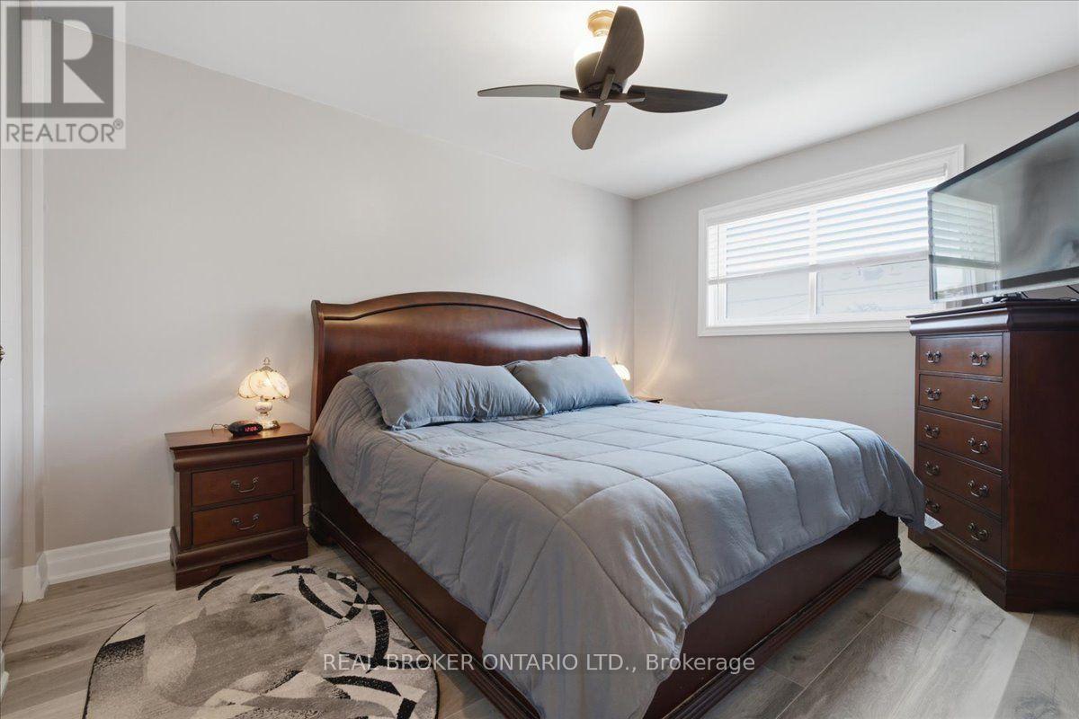 1331 Tatra Drive, Pickering, Ontario  L1W 1K5 - Photo 9 - E13738544