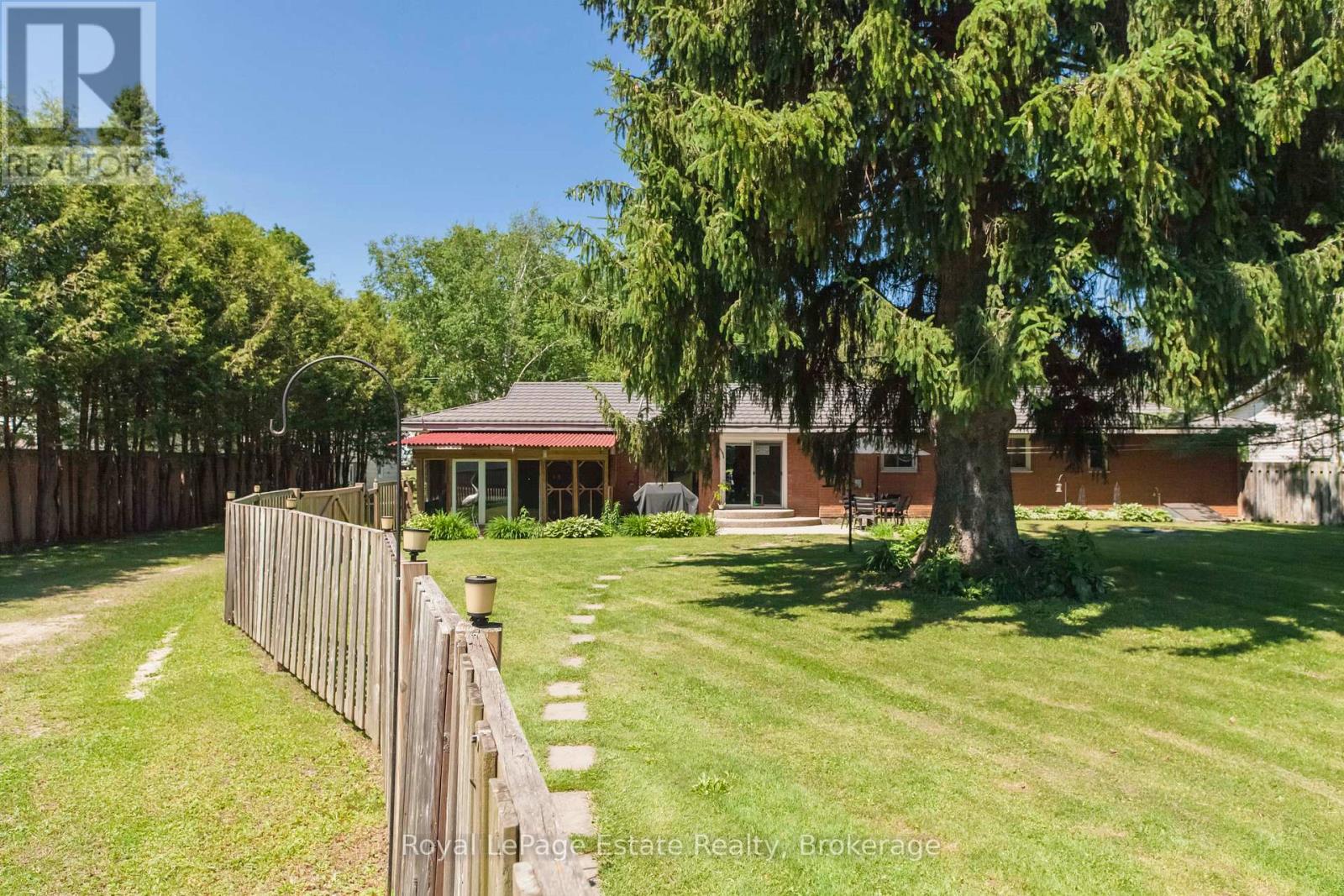 497 Elizabeth Street, South Bruce Peninsula, Ontario N0H 1P0 - Photo 8 - X13738518
