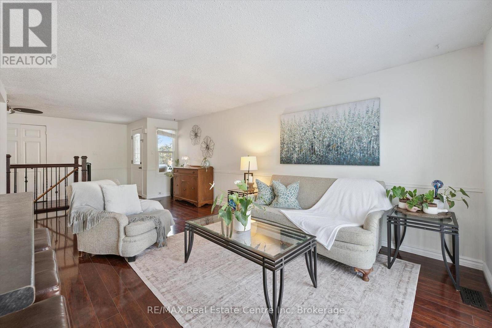 12 Mccartney Road, Guelph, Ontario  N1K 1M8 - Photo 5 - X13738576