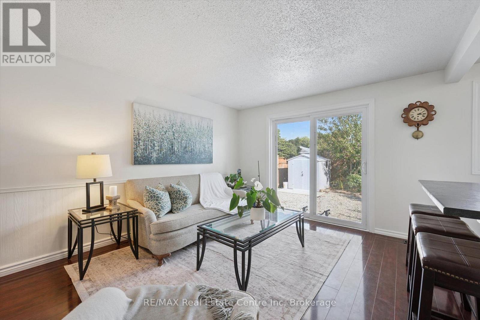 12 Mccartney Road, Guelph, Ontario  N1K 1M8 - Photo 6 - X13738576