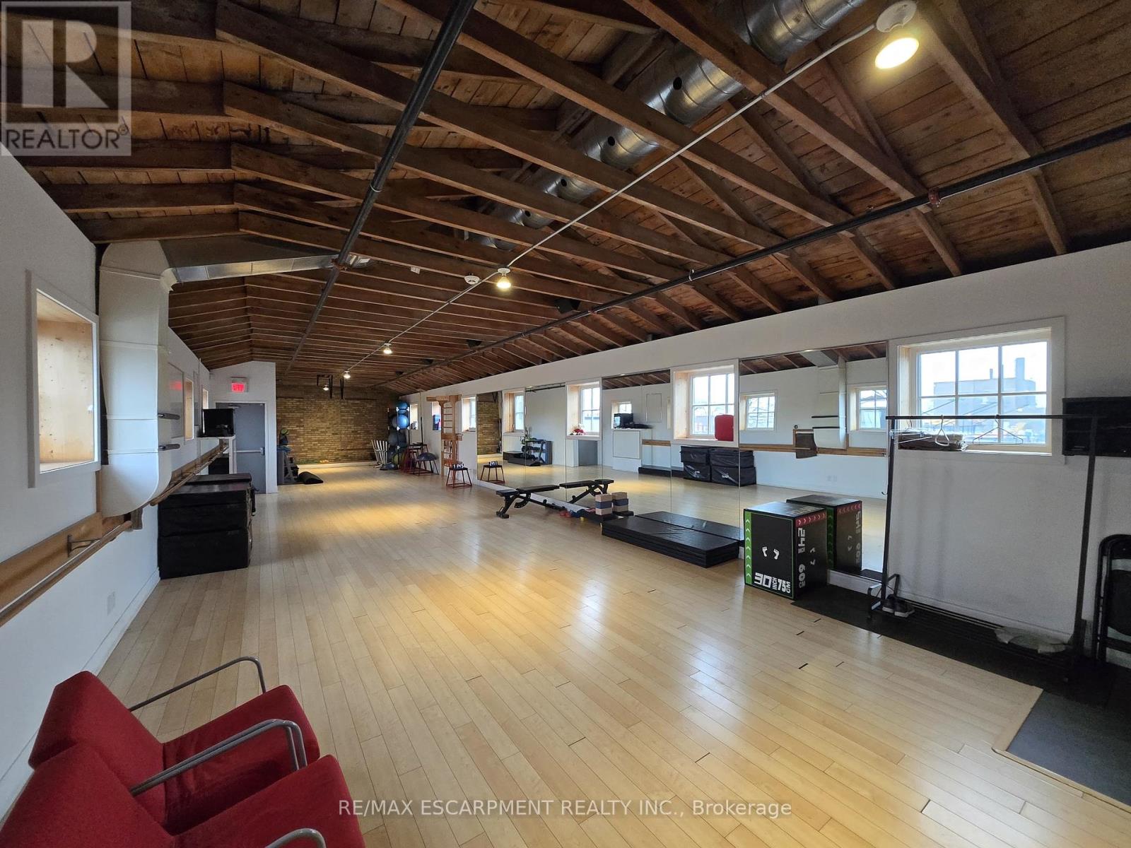 202 - 33 VILLIERS STREET, Toronto, Ontario