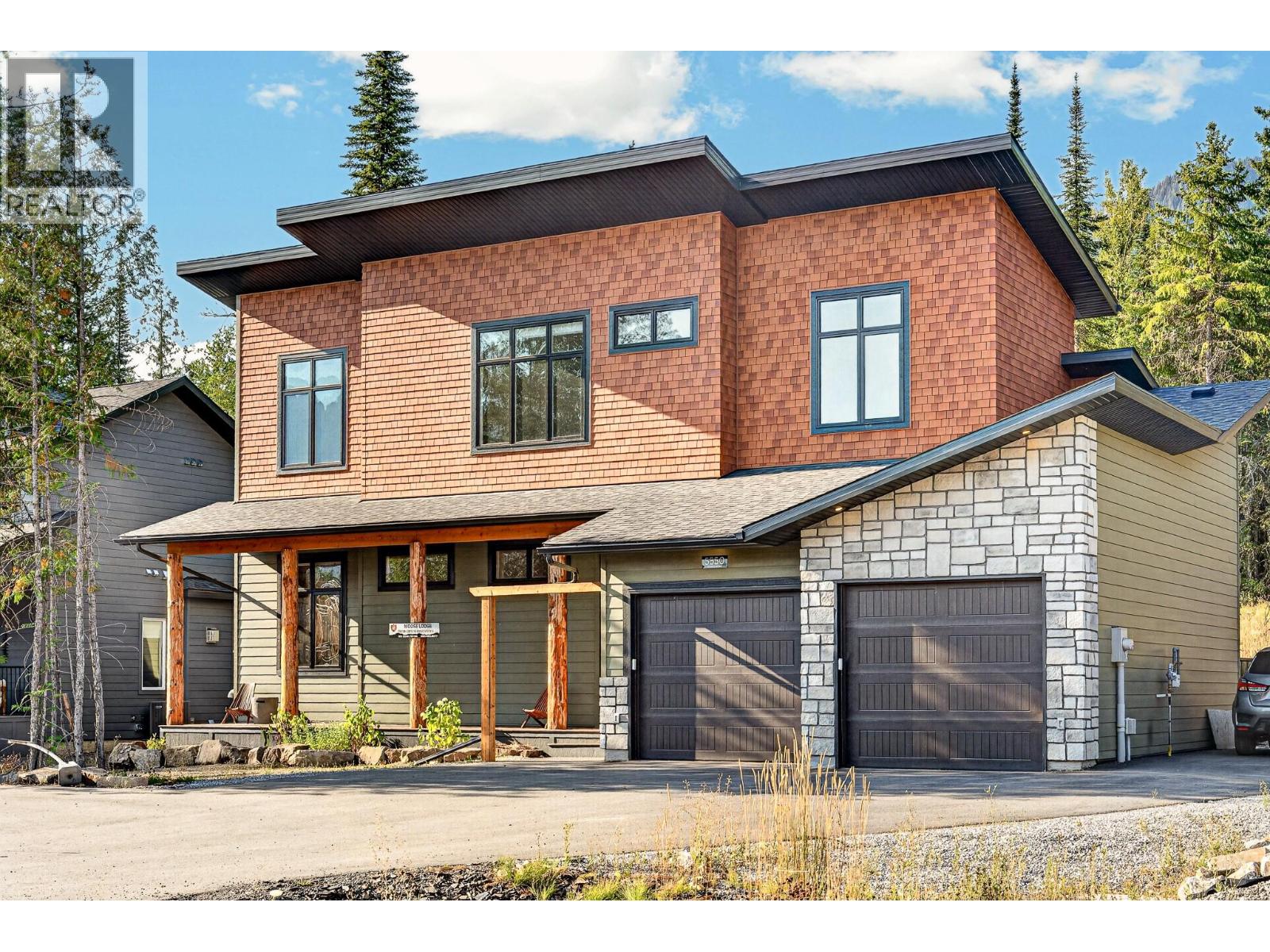 5550 Currie Bowl Way, Fernie, British Columbia
