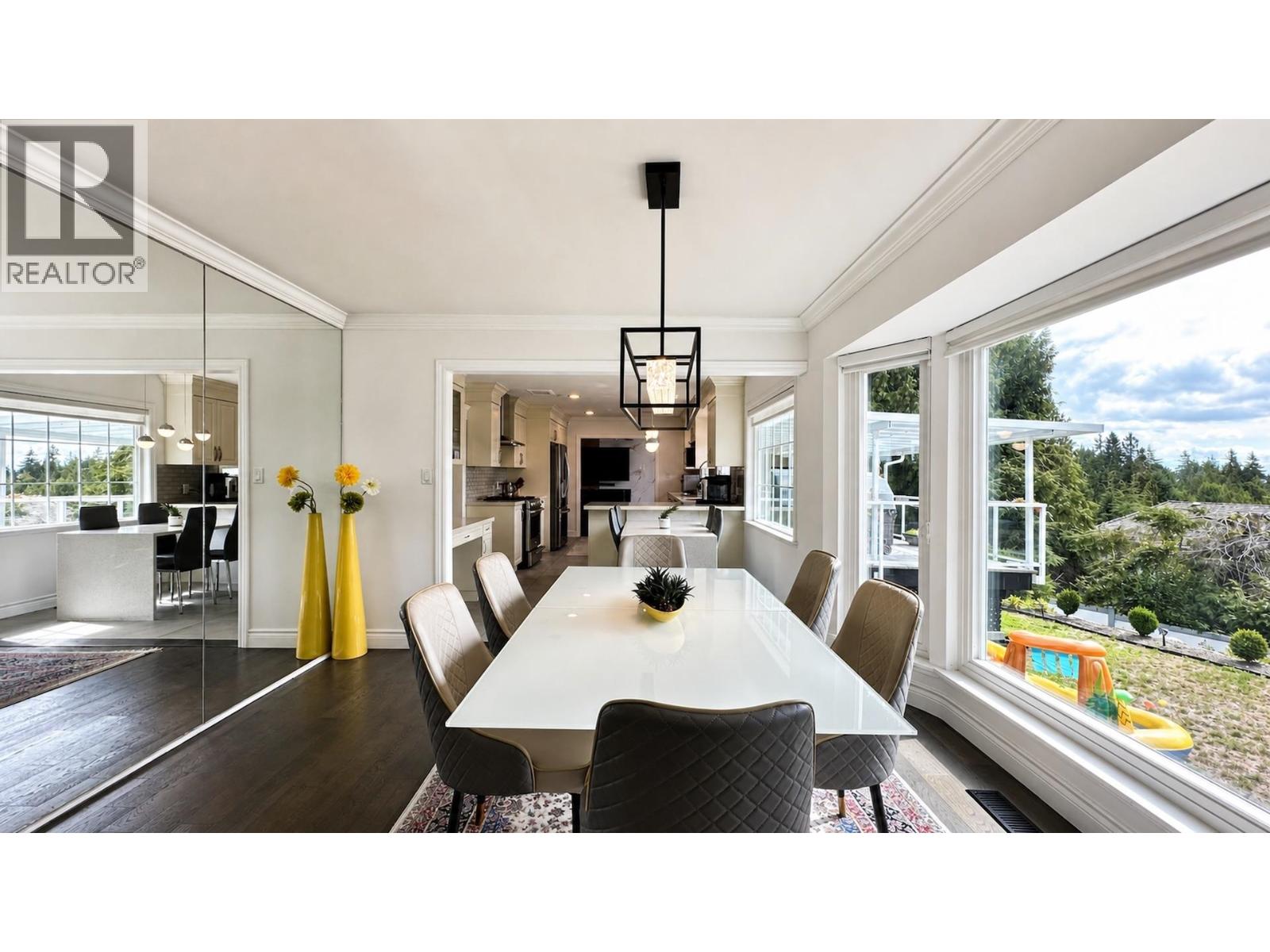 4785 Estevan Place, West Vancouver, British Columbia  V7W 1H1 - Photo 10 - R3160799