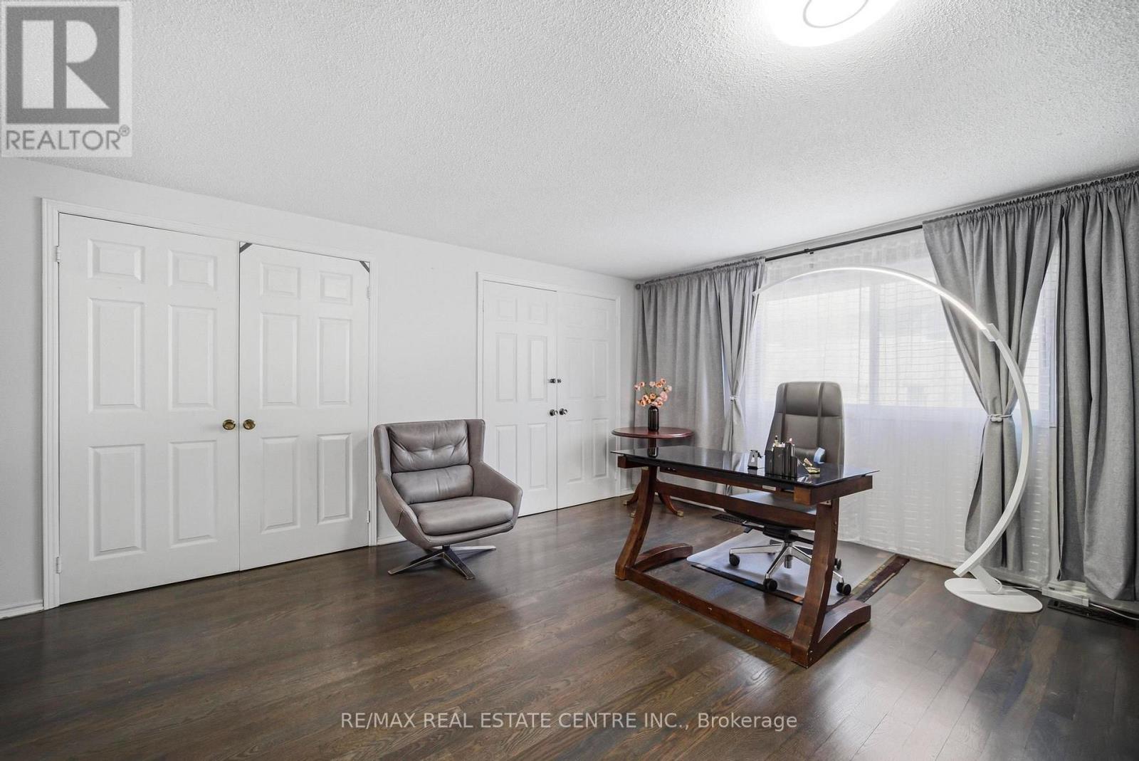 5235 Huntingfield Drive, Mississauga, Ontario  L5R 2L3 - Photo 15 - W13738540