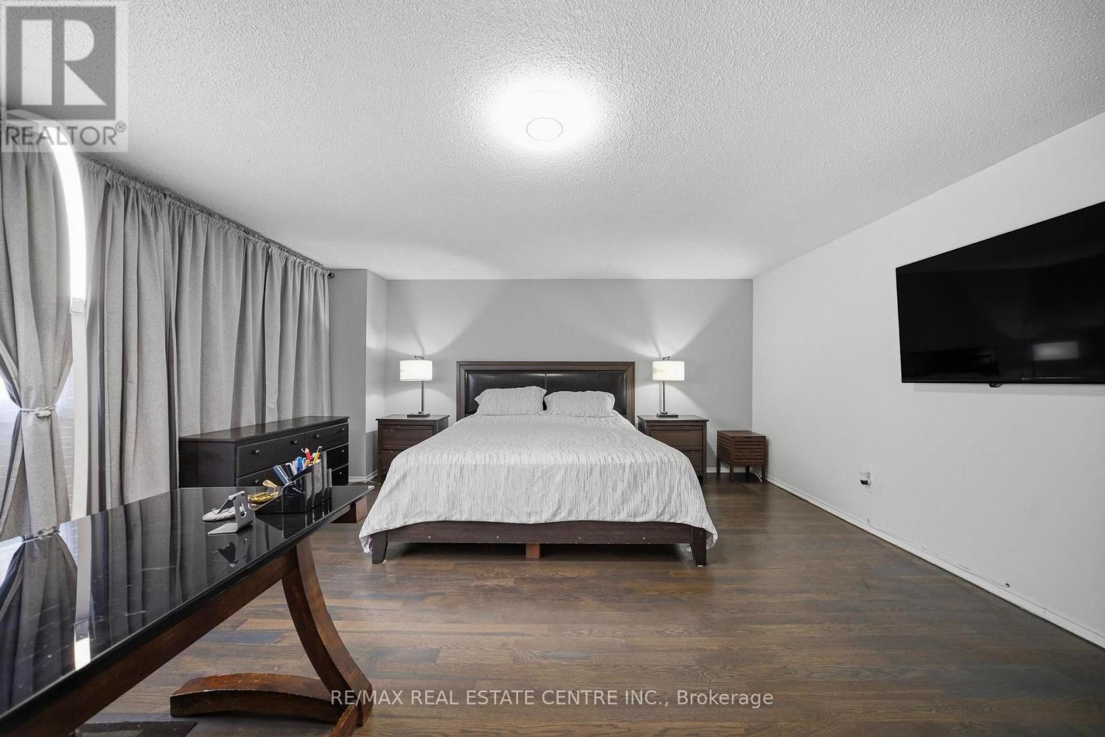 5235 Huntingfield Drive, Mississauga, Ontario  L5R 2L3 - Photo 16 - W13738540