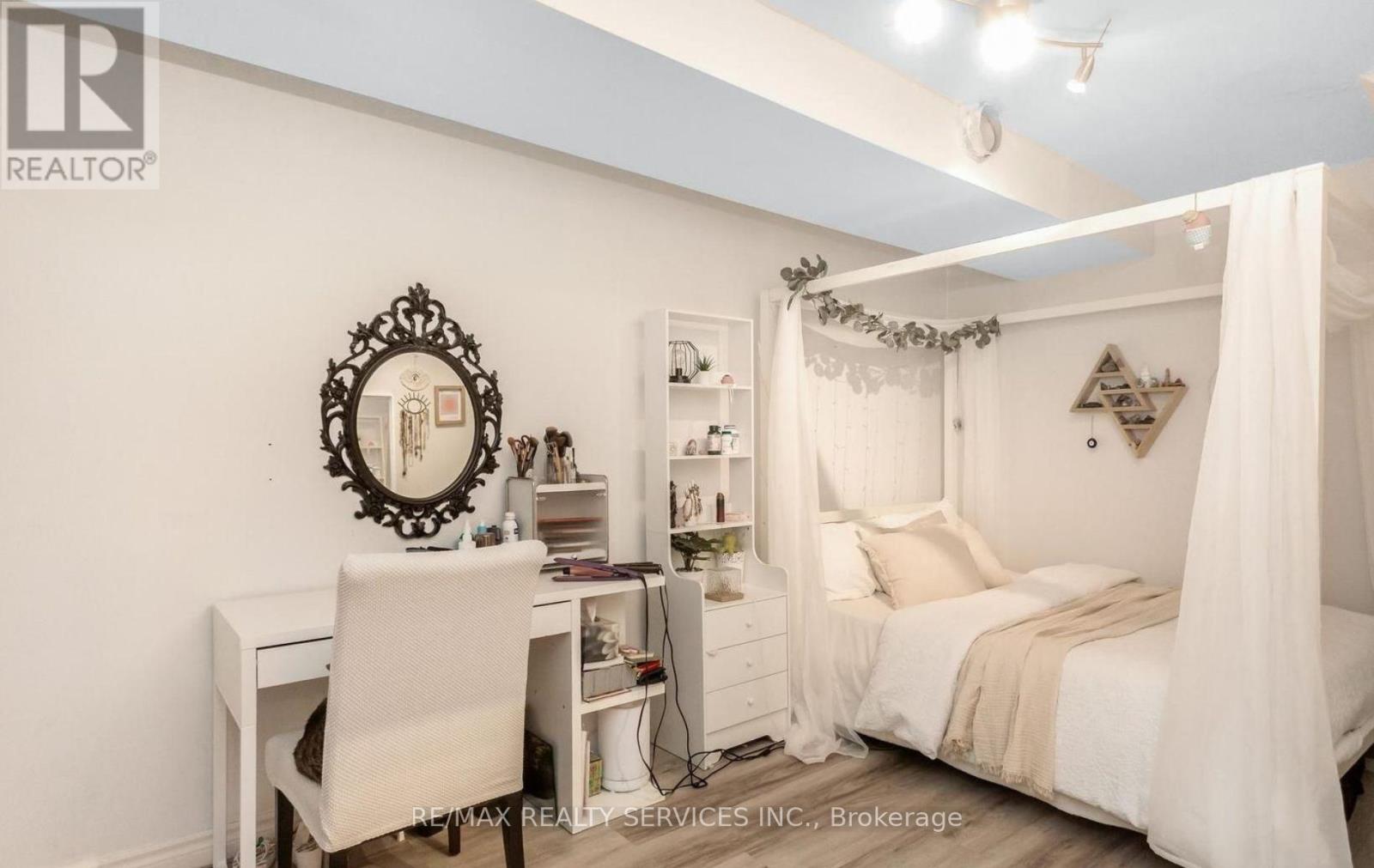 (Bsmt) - 4161 Goldenrod Crescent, Mississauga (East Credit), Ontario  L5V 3C1 - Photo 3 - W13738610