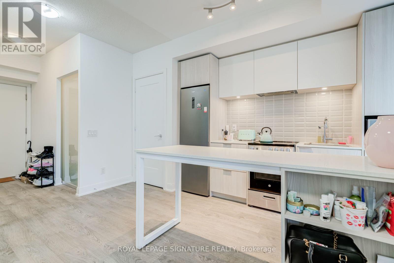 1908 - 70 Annie Craig Drive, Toronto, Ontario  M8V 0G2 - Photo 9 - W13738612