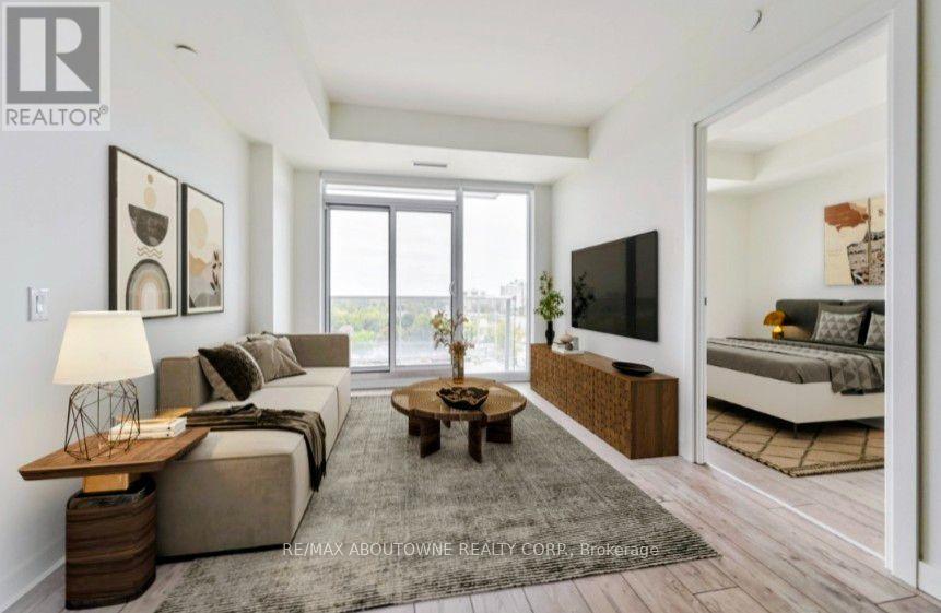 B0416 - 133 Bronte Road, Oakville, Ontario  L6L 3C1 - Photo 7 - W13738614