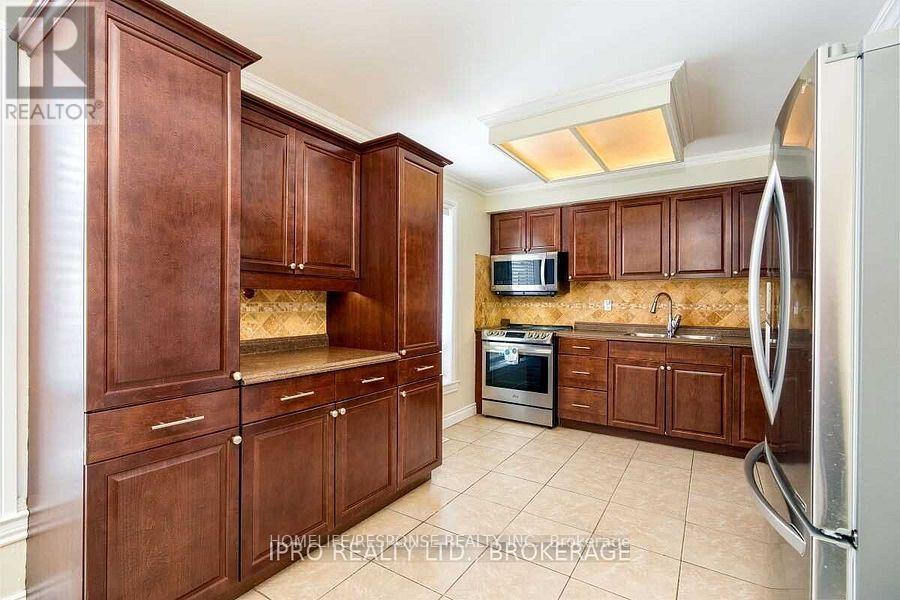 46 - 6679 Shelter Bay Road, Mississauga, Ontario  L5N 2A2 - Photo 18 - W13738674