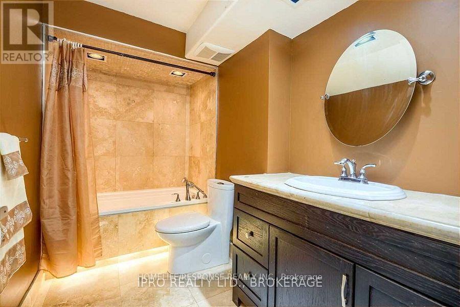46 - 6679 Shelter Bay Road, Mississauga, Ontario  L5N 2A2 - Photo 32 - W13738674