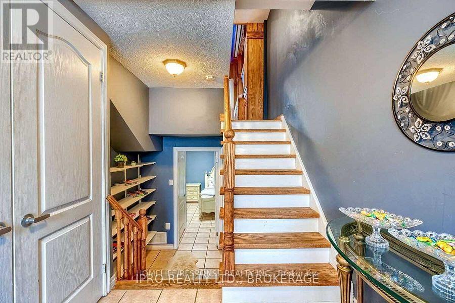 46 - 6679 Shelter Bay Road, Mississauga, Ontario  L5N 2A2 - Photo 4 - W13738674