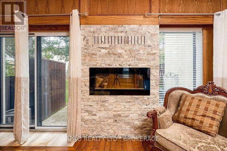 46 - 6679 Shelter Bay Road, Mississauga, Ontario  L5N 2A2 - Photo 8 - W13738674