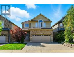 151 ROYAL WINTER DRIVE, Hamilton, Ontario