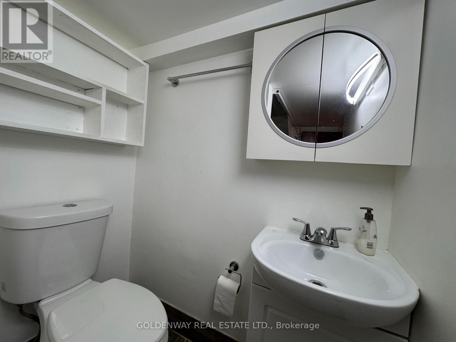 327 Springdale Boulevard, Toronto, Ontario M4C 2A3 - Photo 24 - E13731124